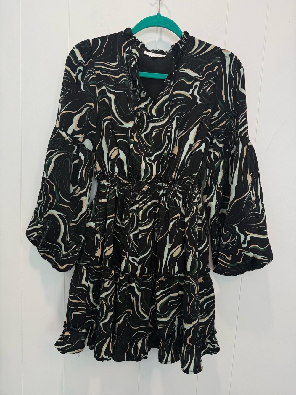 THML Scribble Print Smocked Waist Bishop Sleeve Tiered Mini Dress Size XS
